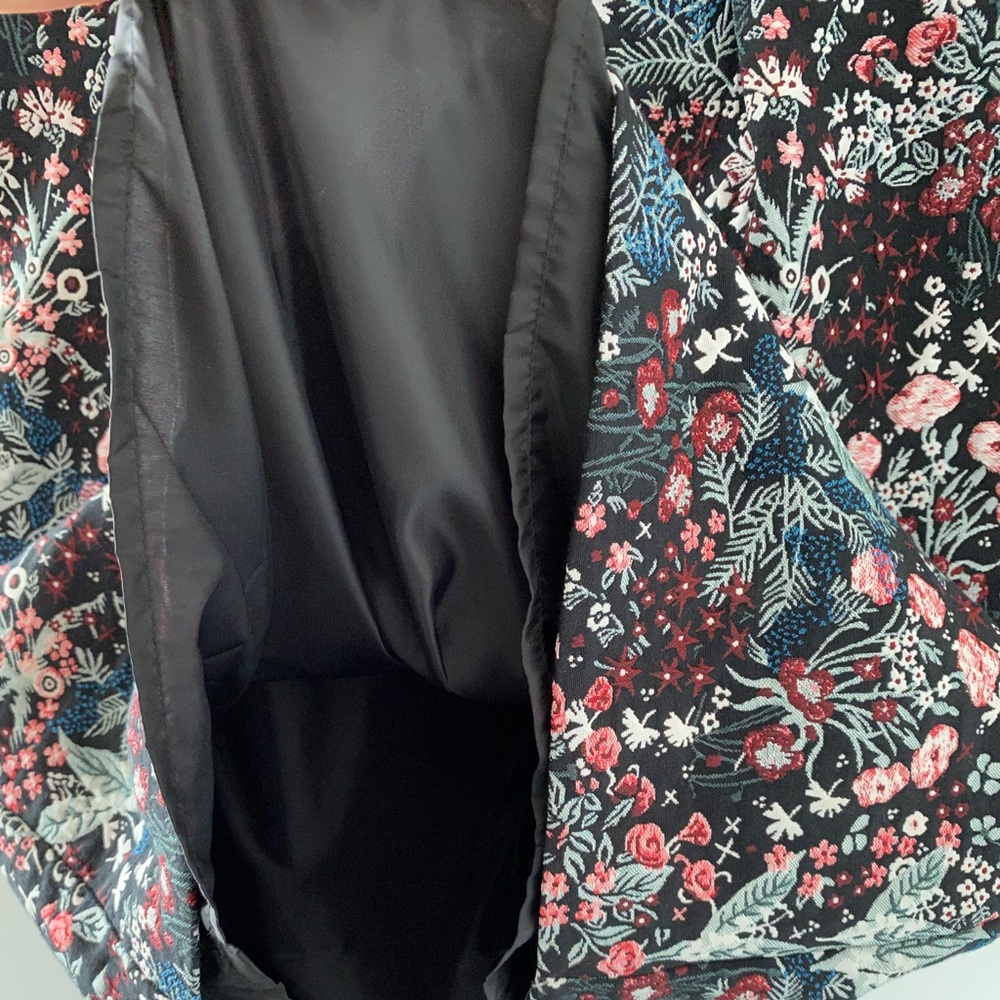 H&M Embroidered Dress - Picture 6 of 6